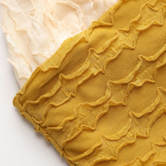 Y2K patchwork, ruffled halter crop top NWOT - Picture 6 of 8